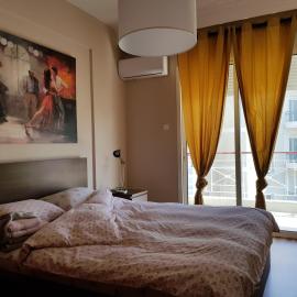 Top Floor Apartment, hotel em Komotini