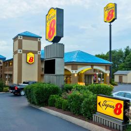 Super 8 by Wyndham Franklin Hwy 31, hotel in Franklin