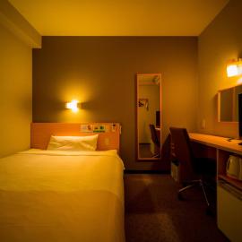 Super Hotel Yokkaichi Route 1, hotel u gradu Jokaiči