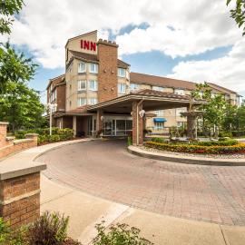 Monte Carlo Inn Brampton, khách sạn ở Brampton