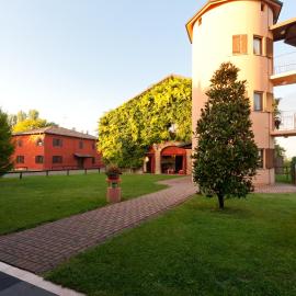 Agriturismo La Lupa، فندق في Madonna della Provvidenza