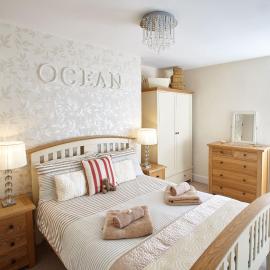 Host & Stay - View Point Apartment, Hotel in Hinderwell