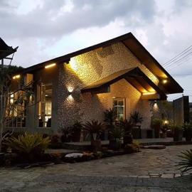 The Green Cottage, hotel in Kuching