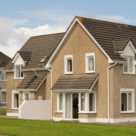 Moore Bay Holiday Homes by Trident Holiday Homes, hotel a Kilkee