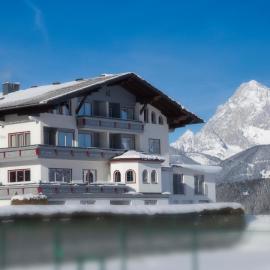 Haus Central, hotel in Schladming