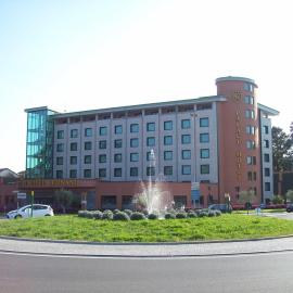 Palace Hotel Legnano, מלון בלנגנו