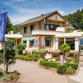 Hotel Villa Marburg im Park, hotel i Heigenbrücken