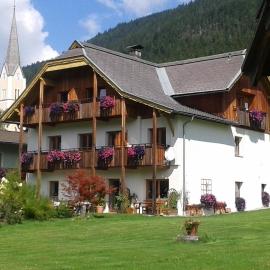 Gästehaus Nemast, Hotel in Weissensee