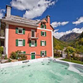MyVerzasca Resort Casa Rossa, hotel Brionéban