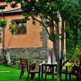 Apartamentos El Valledor, Hotel in Tremado