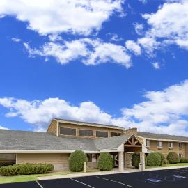 AmericInn by Wyndham Dickinson, hotel u gradu Dikinson