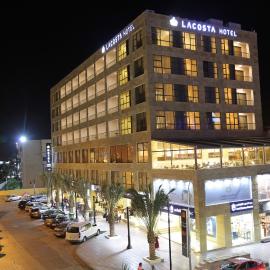 Lacosta Hotel, ξενοδοχείο στην Άκαμπα