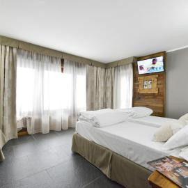 M4478 Mollino Rooms, khách sạn ở Breuil-Cervinia