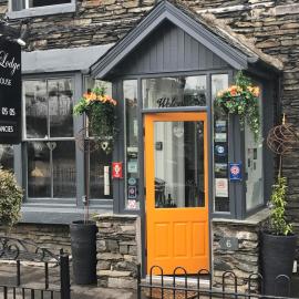 Holly Lodge Guest House with FREE off site health club, hotel v destinácii Windermere