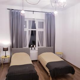 Guest Room RÓWNA, viešbutis Kelcuose