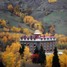 Black Forest Hotel – hotel w mieście Savsat