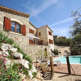 Le mas de Baloïse piscine chauffée et jacuzzi privé, hotell i Plaisians