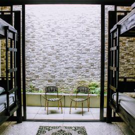 Stray Cat Hostel – hotel w San José