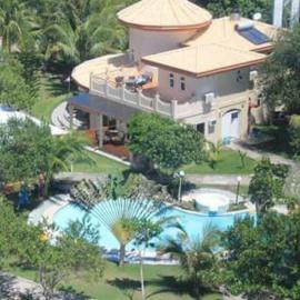Cabilao Sunset Dive & Beach Resort, hotel u gradu Loon