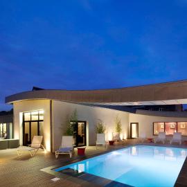 L'Aubinière Hôtel Restaurant & Spa, hotel u gradu Saint-Ouen-les-Vignes