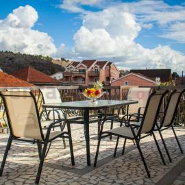 Castelomi, hotel in Podgorica