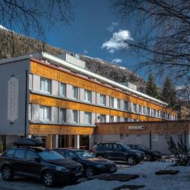 Residence Kristall, hotel a Mezzana