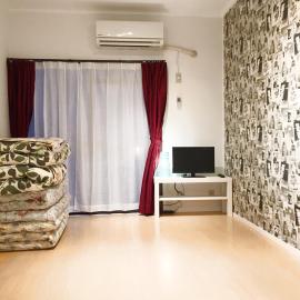 Guest House Fukuoka W101: Kasugabaru şehrinde bir otel