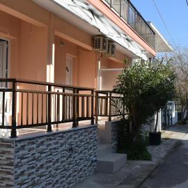 Lafazanis rooms