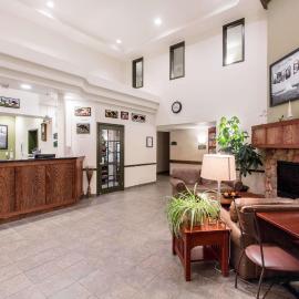 Super 8 by Wyndham Amherst NS, hotel en Amherst