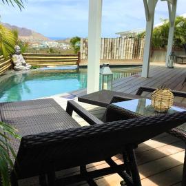 Villa La Voile Blanche โรงแรมในOrient Bay