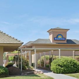 Days Inn by Wyndham Charlotte/Woodlawn Near Carowinds, hotel in Charlotte