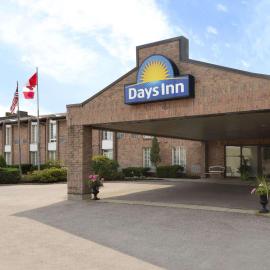 Days Inn by Wyndham Brantford, хотел в Брантфорд