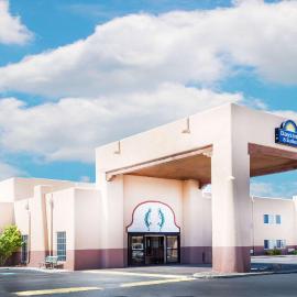 Days Inn & Suites by Wyndham Lordsburg, hotel v mestu Lordsburg