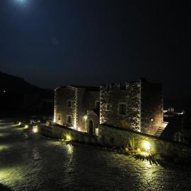 Porto Mani Suites, hotel din Kyparissos
