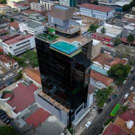 Innfiniti Hotel & Suites, hotel a Panamà