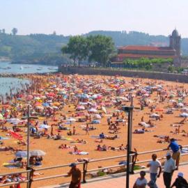 Precioso apartamento en luanco junto a la playa, hotel in Luanco