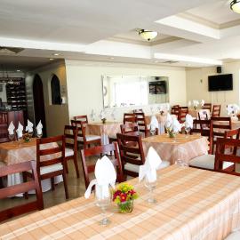Hotel Los Jardines, khách sạn ở Santiago de los Caballeros