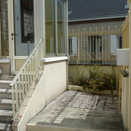 L Hote Saison, Hotel in Conflans-sur-Seine