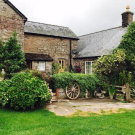 The Draen Bed and Breakfast、ブレコンのホテル