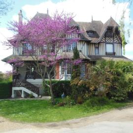Maison d'hôtes Il était une fois, hotel a Pont-lʼÉvêque