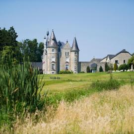 Chateau d'Hassonville – hotel w mieście Aye