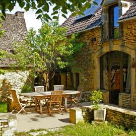 La Ferme du Pech, hotel in Saint-Geniès