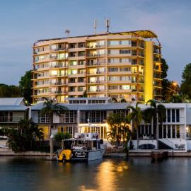 Cullen Bay Resorts, hotel v destinaci Darwin