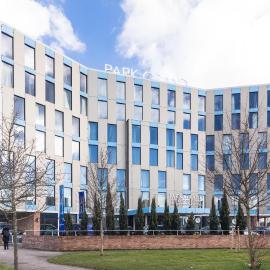 Park Grand Heathrow, hotel din Hounslow