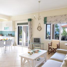 Rania Apartments Helmata، فندق في Khelmáta