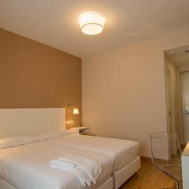Hotel Los Cigarrales – hotel w mieście Toledo