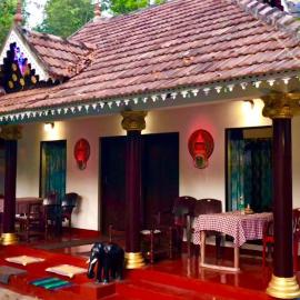 Marari Babu Homestay, hotel in Mararikulam