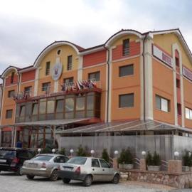 Hotel Transit, hotel Nagyváradon