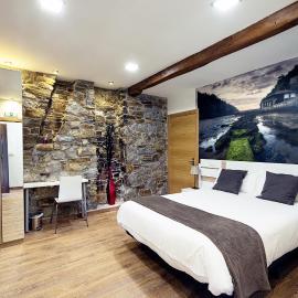 Urdaibai Etxea, hotel i Ea