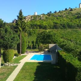 Pod Svatým kopečkem, hotel di Mikulov